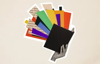 Collage mano sujetando unos libros