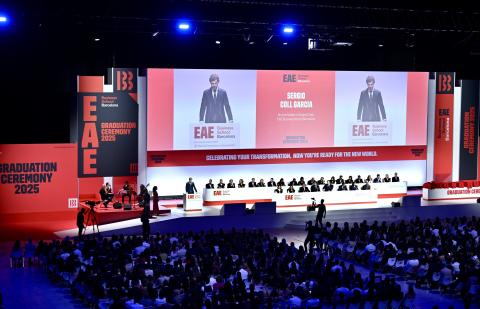noticia-graduacion-eae-bcn-2025