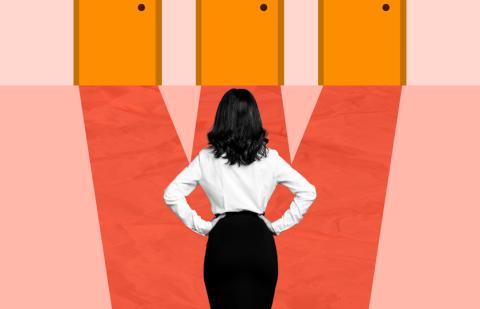 Mujer puertas