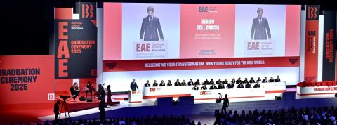 noticia-graduacion-eae-bcn-2025