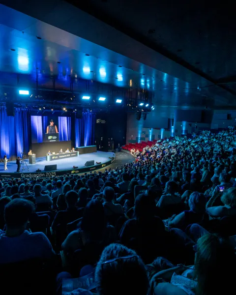 noticia-graduacion-ifp-bcn-2025-1