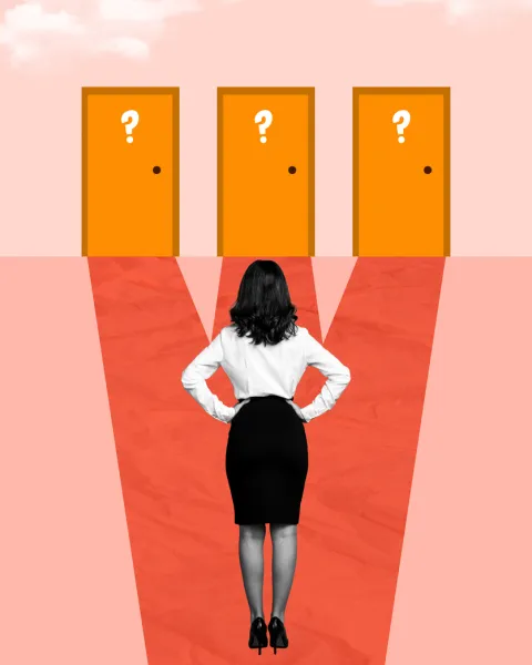 Mujer puertas