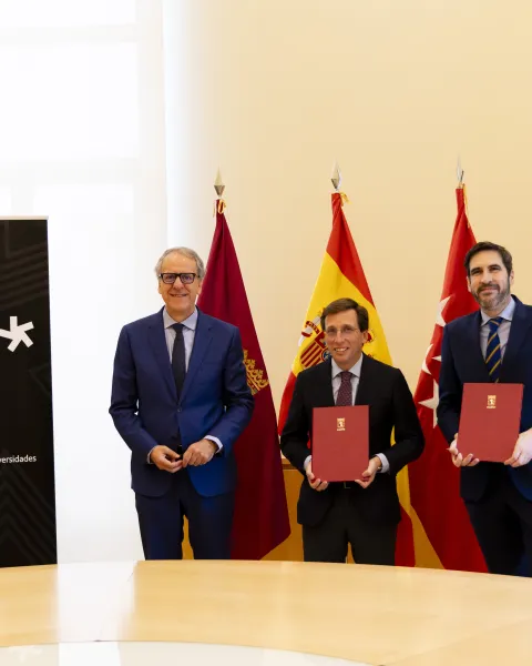 noticia-firma-unie-ayuntamiento-madrid-1