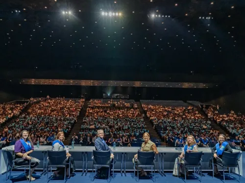 noticia-graduacion-ifp-bcn-2025-2